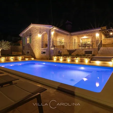 Carolina - Grand Prive With Private Pool Изола